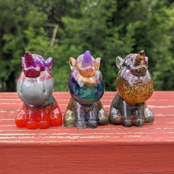 Unicorn Set Three Cute Kawaii Gift Handmade Epoxy Resin Glitter Colorful Rainbow - Picture 3 of 15